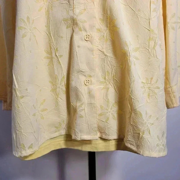 CJ Banks Size X Bright Yellow Semi Sheer Floral 3/4 Sleeve Blouse & Tank Top Set - Picture 3 of 11